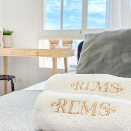 Sunlit & Fresh Apartment - Center By Rems Málaga Eksteriør bilde