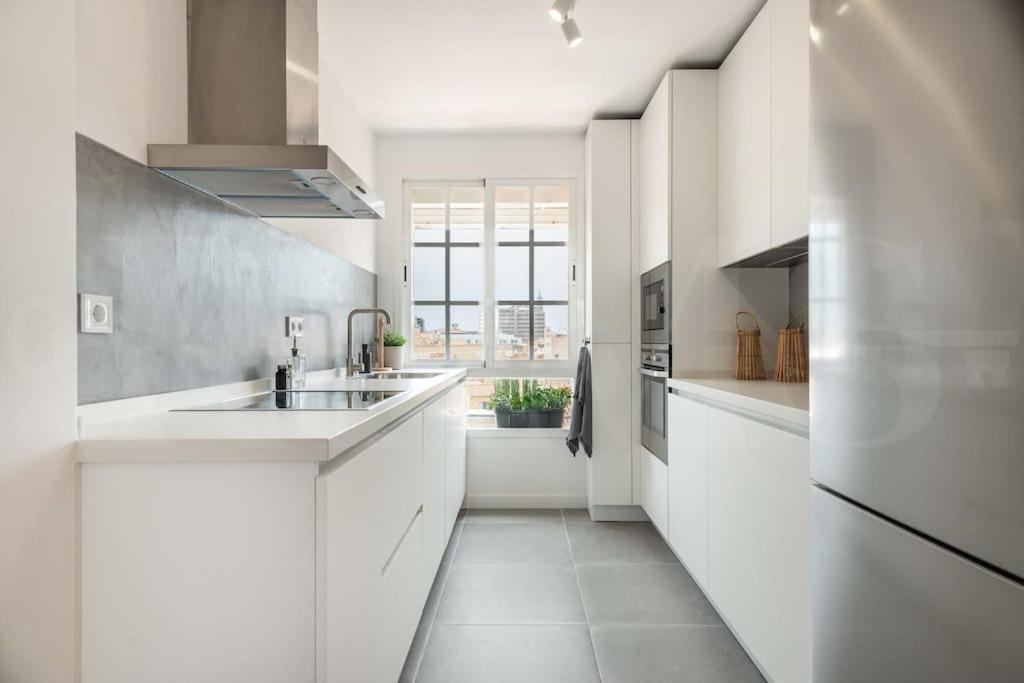 Sunlit & Fresh Apartment - Center By Rems Málaga Eksteriør bilde