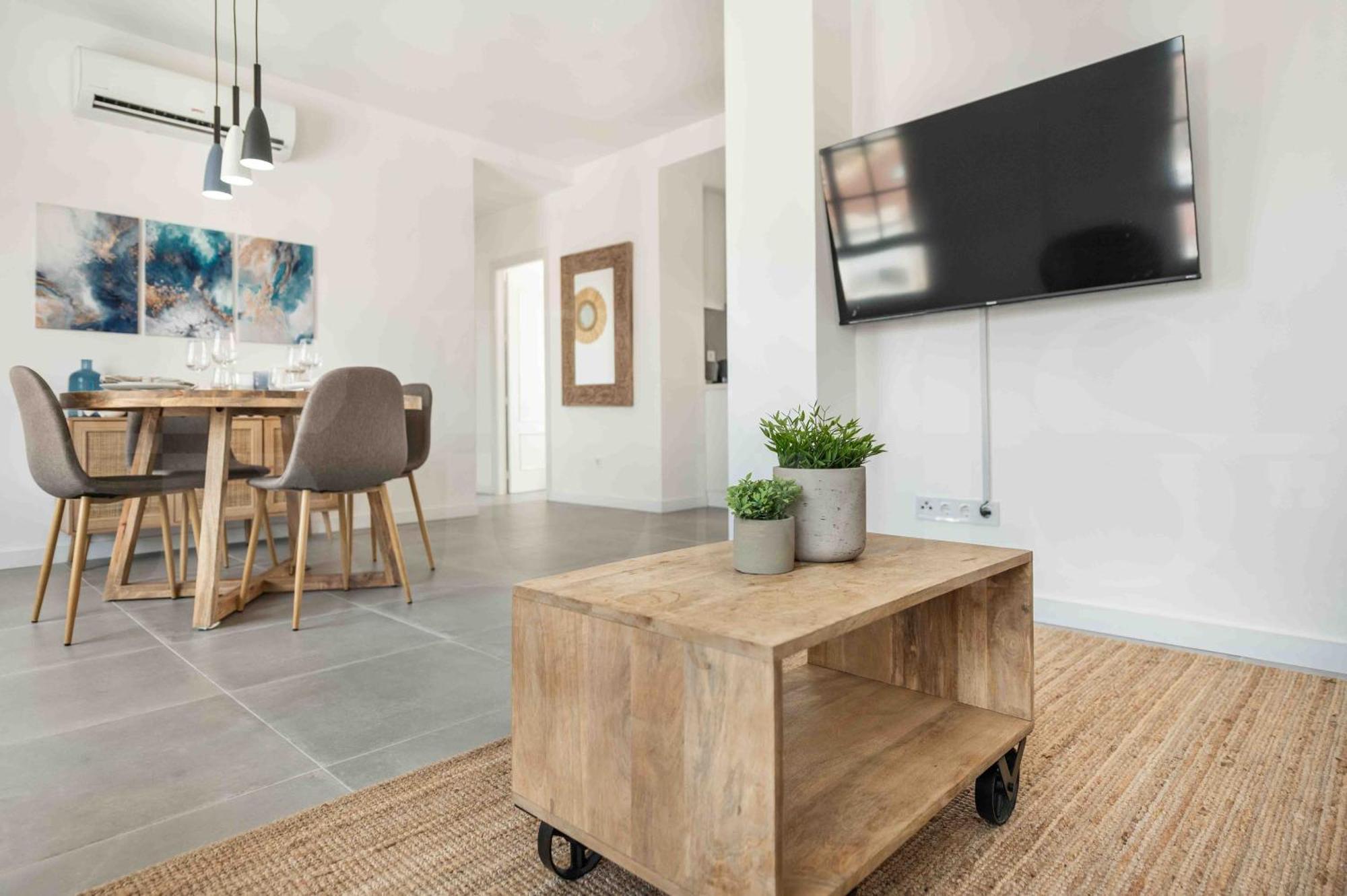 Sunlit & Fresh Apartment - Center By Rems Málaga Eksteriør bilde