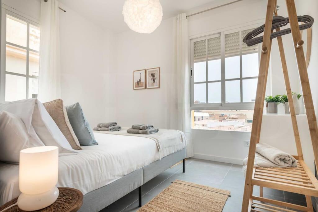 Sunlit & Fresh Apartment - Center By Rems Málaga Eksteriør bilde
