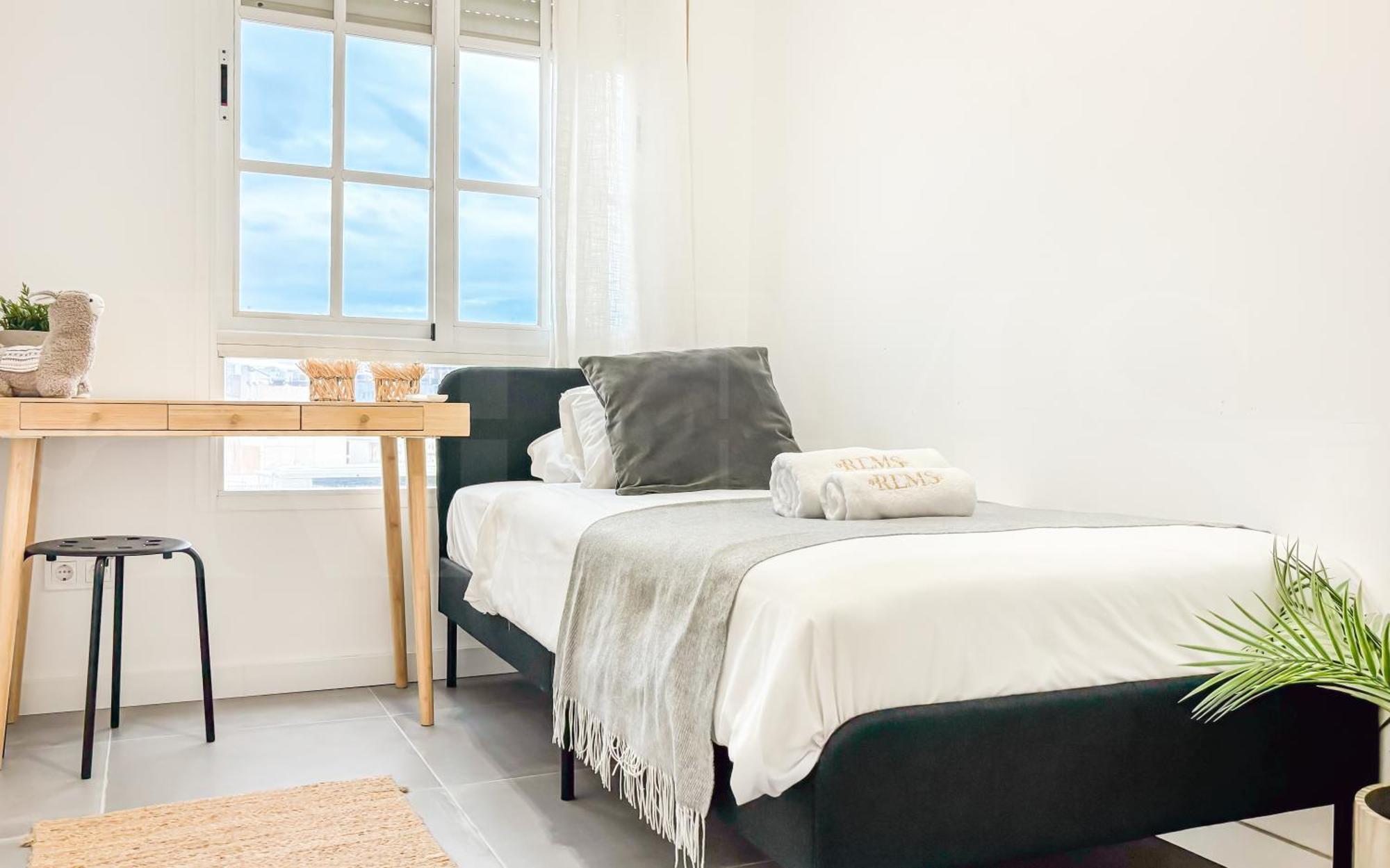 Sunlit & Fresh Apartment - Center By Rems Málaga Eksteriør bilde